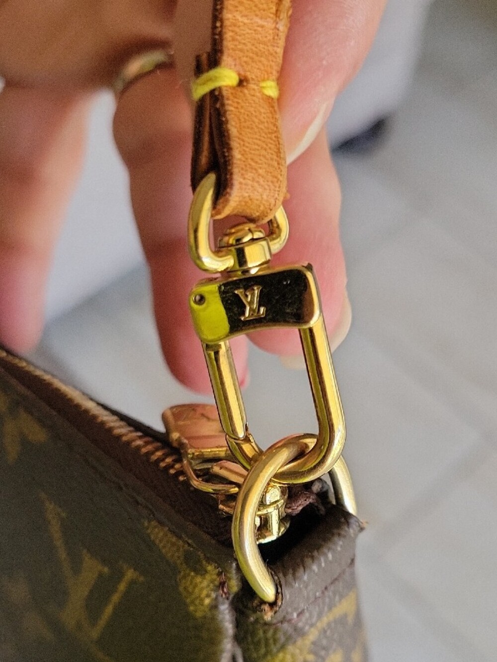 Louis Vuitton Monogram Pochette Accessories - Picture 5 of 13